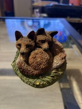 sculpture from Country Fine Arts 2 Foxes