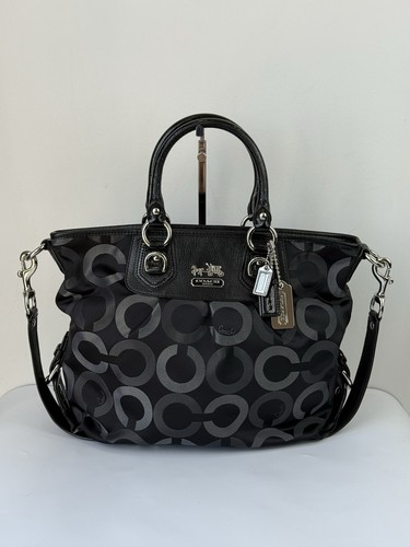 Vintage coach maddison art - vintage,