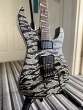 MODIFIED Jackson x Series Soloist SLX DX Tiger Jungle Camo Electric Guitar