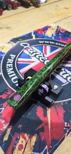 Exclusive forest flame hand - forest,