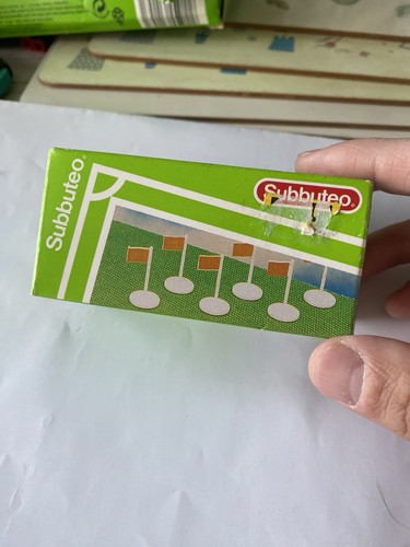 Subbuteo football flags set - football,