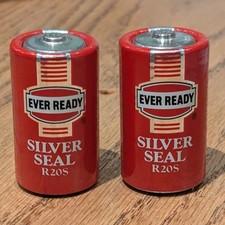 x2 Vintage Dud Ever Ready