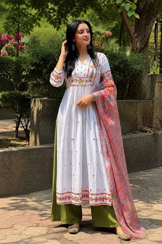 Pakistani dress salwar kameez - pakistani,