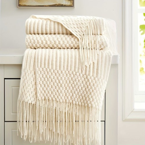 Large solid knitted throw - solid,