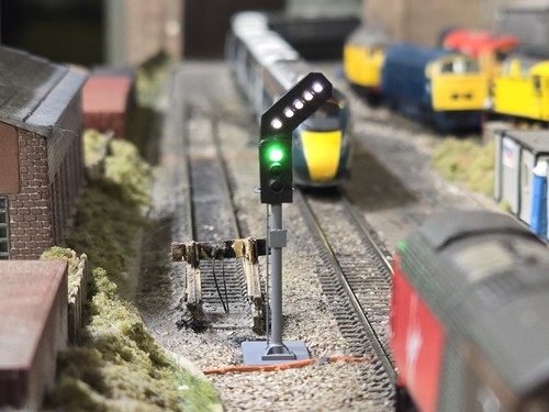 Sn08ri04 signals n gauge - -,