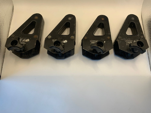 Thule 1050 load stop - load, tie
