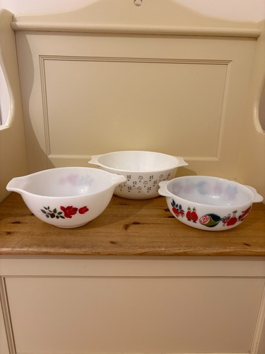 Pyrex dishes mixed job lot - –,