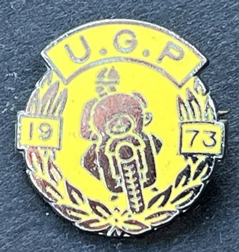 Motorcycle pin badge p - motorcycle,