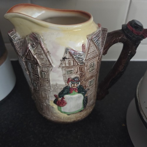 Royal doulton dickens series - doulton,