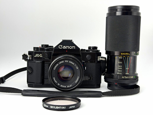 Canon 35mm slr - film, camera