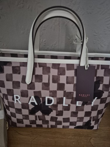 Radley southwell gardens - radley,