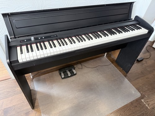 Korg 180 digital piano - korg,