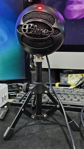 Blue snowball ice - snowball, (black)