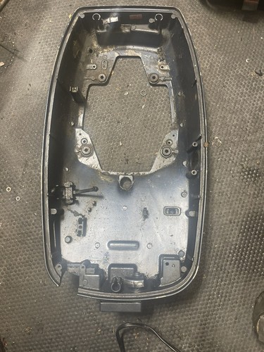 Yamaha 90 lower tray - yamaha,