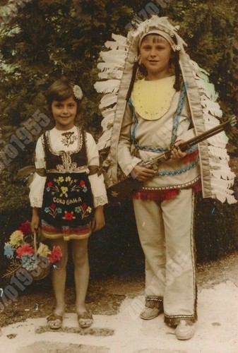 Girl ethnic costume - ethnic, costume,