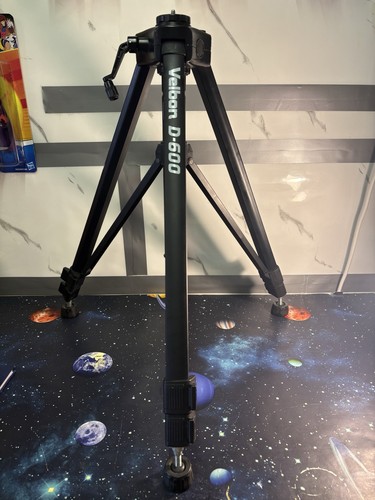 Velbon 600 tripod used - tripod.,