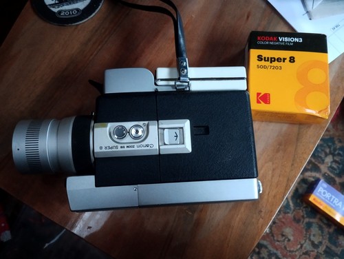 Canon 518 auto zoom - zoom, 8