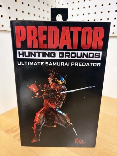Neca predator hunting grounds - predator:,