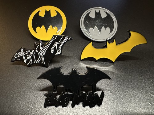 Batman enamel pin - x,