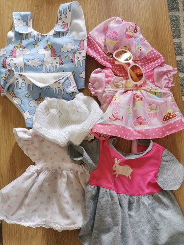 Dolls clothes bundle items - bundle, x8