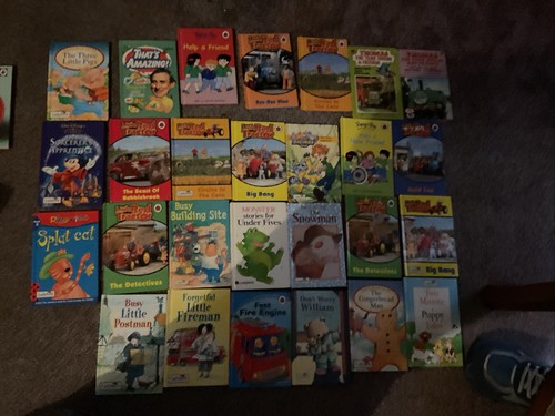 Ladybird book topsy tim - 27, red