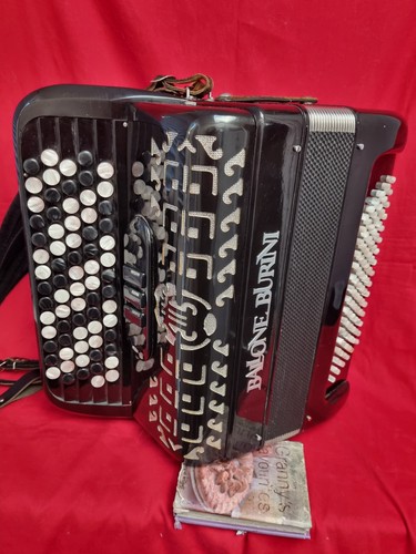 Italian chromatic accordion - ,