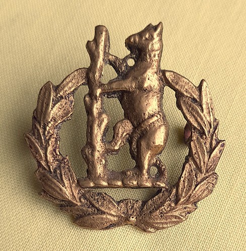 Brass queen own warwickshire - brass,