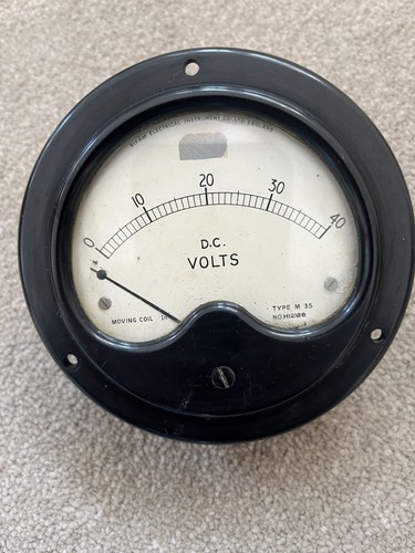 Vintage bakelite volt meter - bakelite,