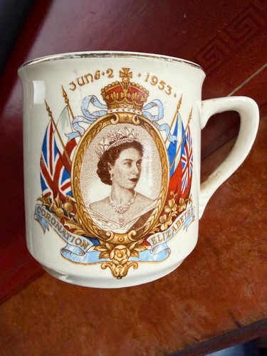 Vintage queen elizabeth - queen,