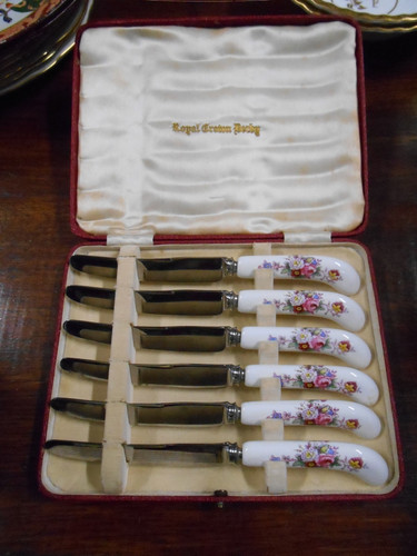 Cased set royal crown derby - cased,