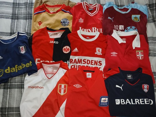 Job lot x10 random fooball - lot,