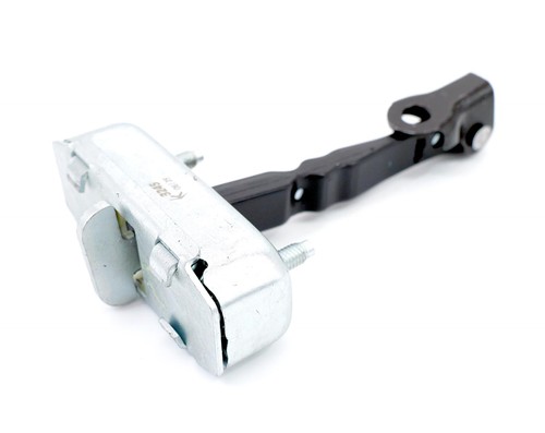 Front door hinge check - front,