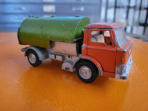 Dinky toys johnston road - johnston,