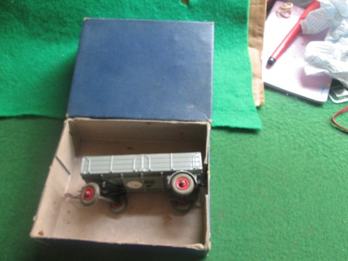 Dinky toys 951 - trailer, in