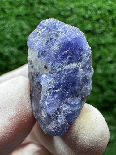 Lovely tanzanite crystal with - lovely,