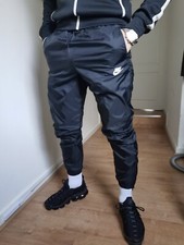 Men’s Nike Swooshing Nylon  Rain Trackies Black Size M/S