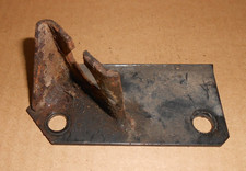 MGF  1995-01  Gear cable mounting bracket UKU100390