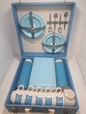 VINTAGE SIRRAM PICNIC SET BLUE
