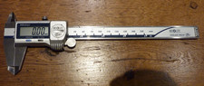Mitutoyo 500-752-20 Absolute Digimatic Caliper IP67 0-150mm/0-6″