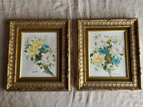 Pair vintage floral - of,
