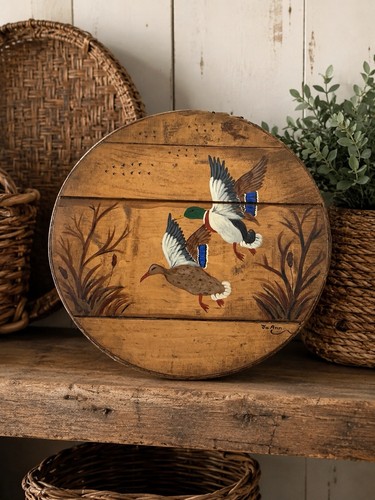 Vtg rustic decor round - vtg,