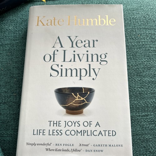 Year living simply - of,