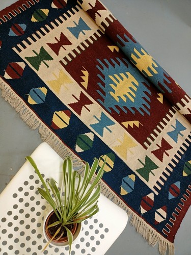 Beautiful handmade wool rug - handmade,
