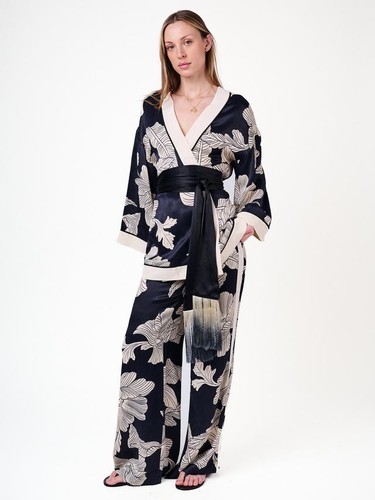 Amanda wakeley petra - amanda,