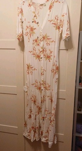 White floral river island - floral,