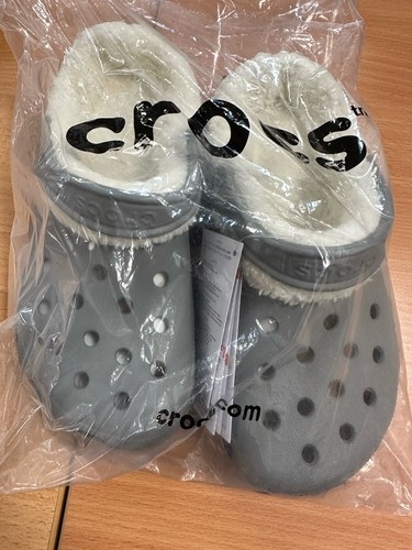 Bnwt fur lined crocs size - bnwt,