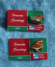 RSPB seasons greeting 2 robin pin badges