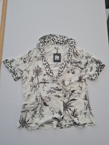 Ladies short sleeve top - sleeve,