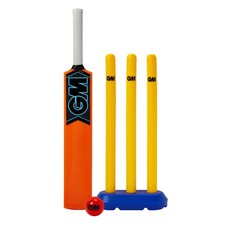 Kids Cricket Set Gunn & Moore Ages 8-11 Years Striker Cricket Bat & Stumps