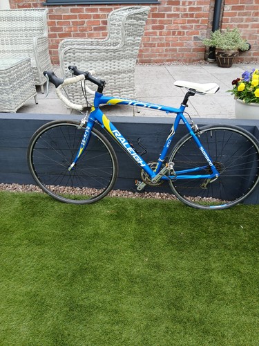 Raleigh airlite 100 road bike - road,